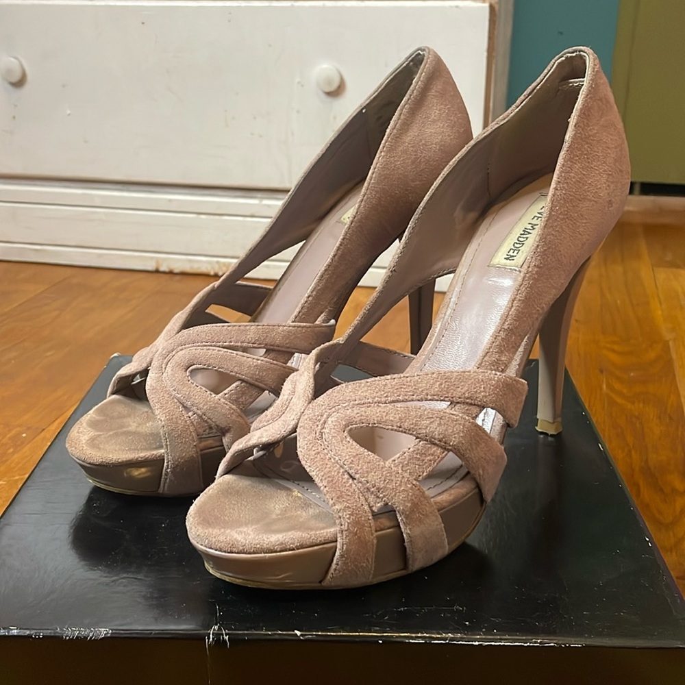 Steve Madden Loyall Blush Suede Open Toe Heels